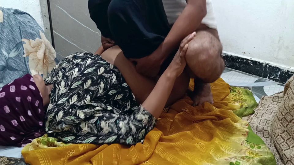 Desi hot Bhabhi Birthday gift