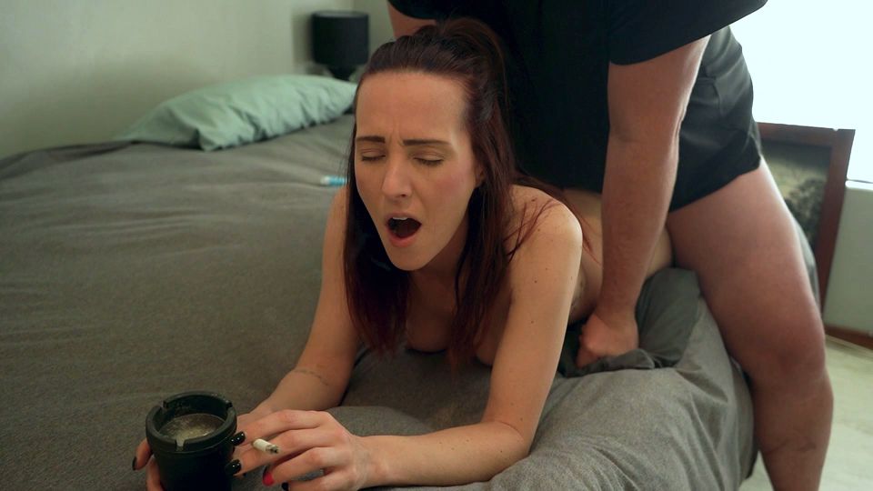 Smoking Pussy Fuck Ends with Creampie