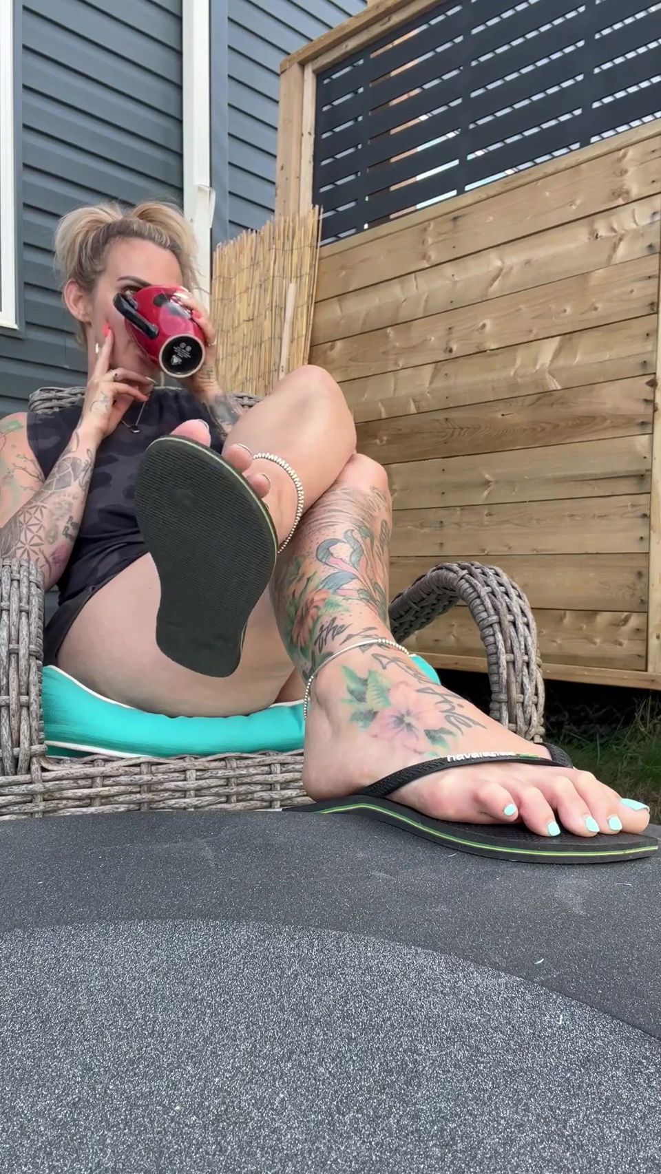 Look DON'T Touch! Flip Flops Edition