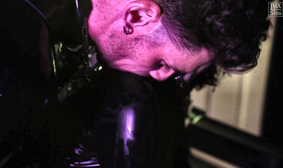 Latex Bondage Fuck, Blowjob and Facial - King Kruger and Honeybabesugarpiie