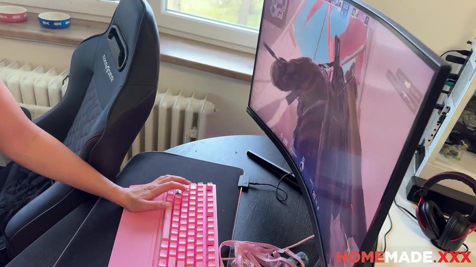 HOMEMADE XXX - Nude MILF Ria Sunn Crazy SexTape