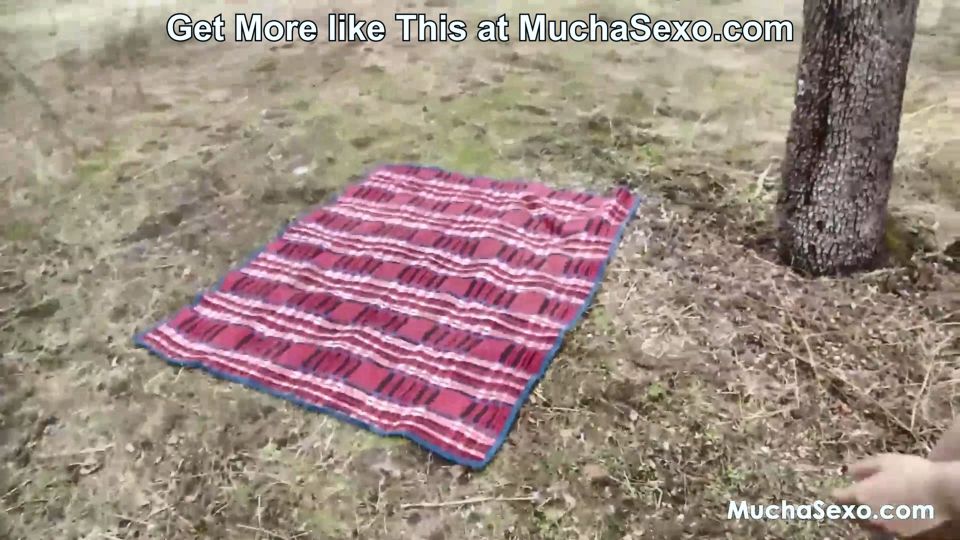 PAWG Latina gets Deep into the Woods at MuchaSexo