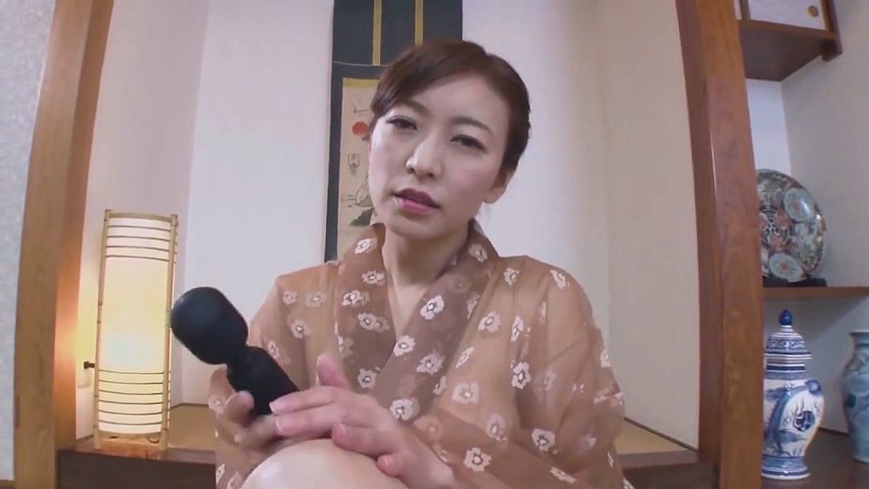 Hitomi Beautiful Curvy Healing Experience