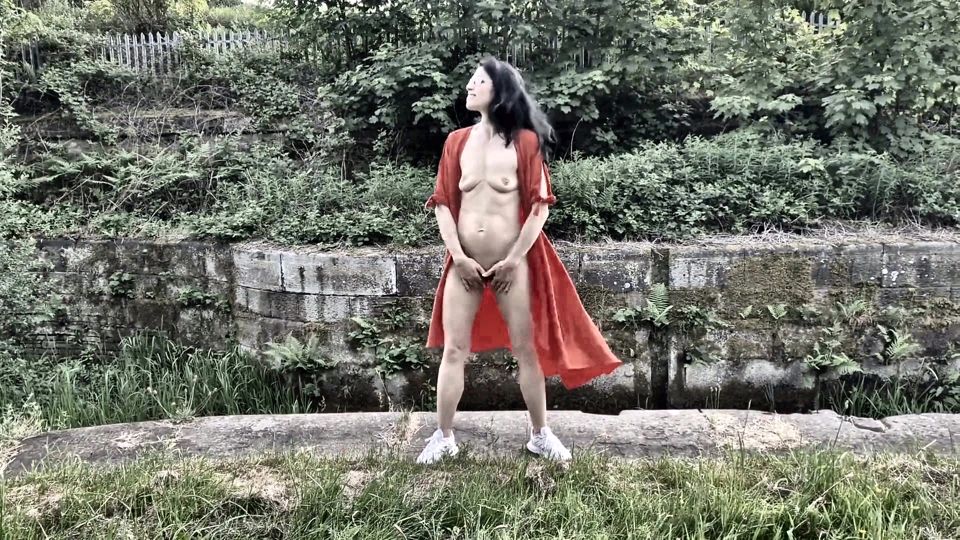 Naked Outdoors and Pissing