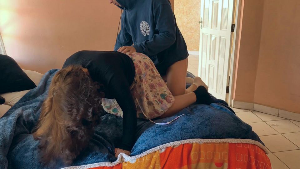 Bad Boy Fucks Mature Gym Woman