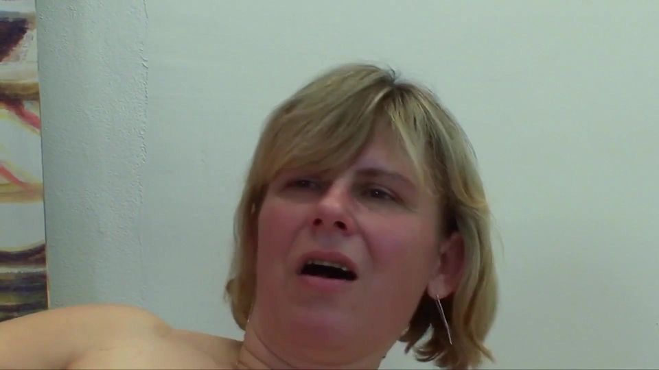 I fuck this very fat curvy blondie with her big soft boobs and her very hot puss all wet