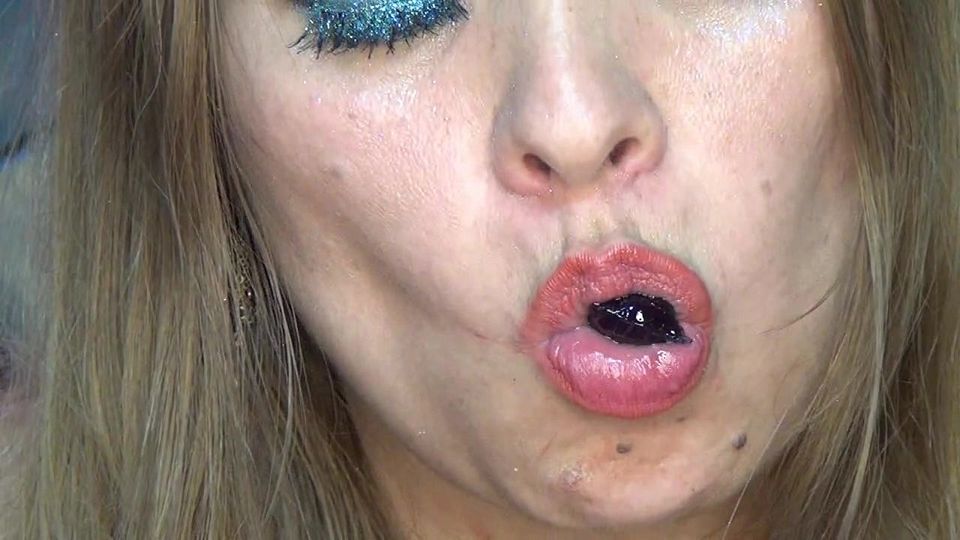 Incredible! I Swallowed Big Monsters!!