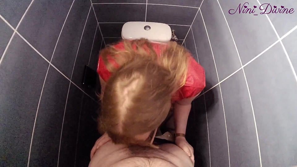 Big Natural Booty French Girl Fucked Hard in Nightclub Toilet