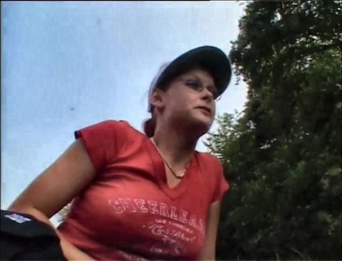 Stunning babe with big tits gets her pussy toyed