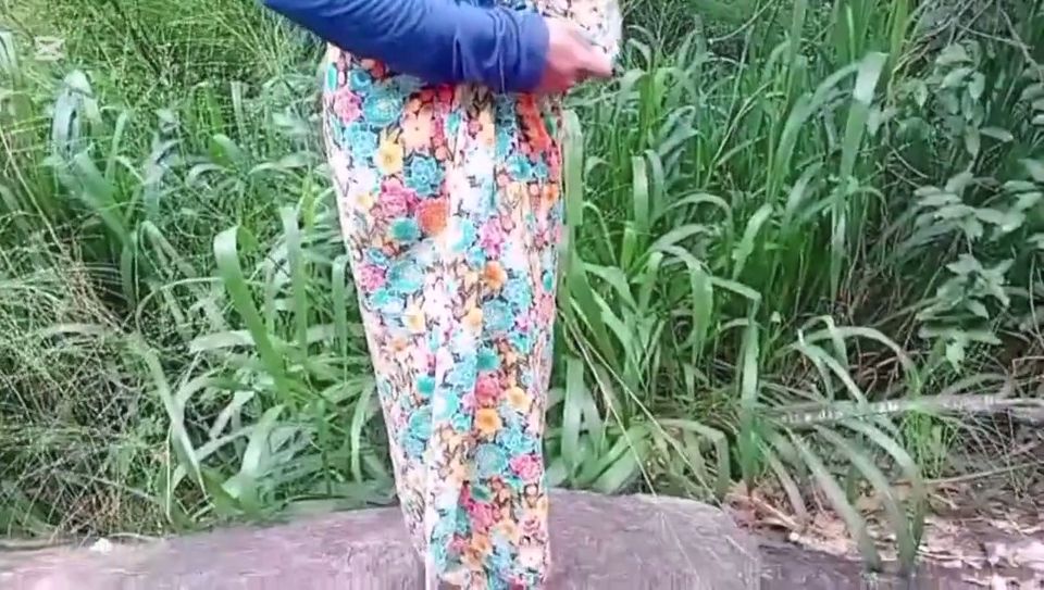 When I Went to the Forest to Cut Wood, a Village Boy Fucked Me.