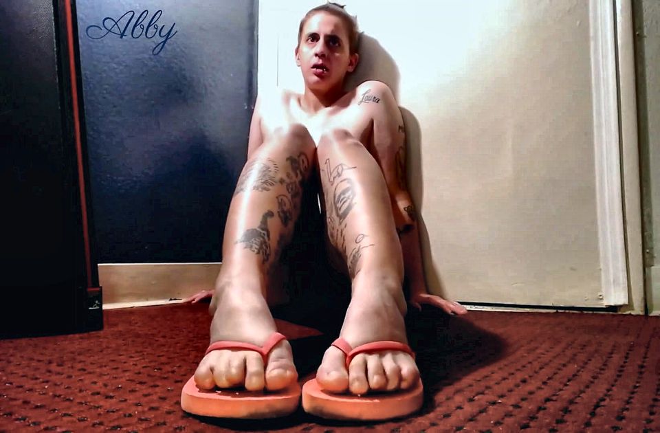 Abby's Long Toes Sexy Soles in Flip Flops