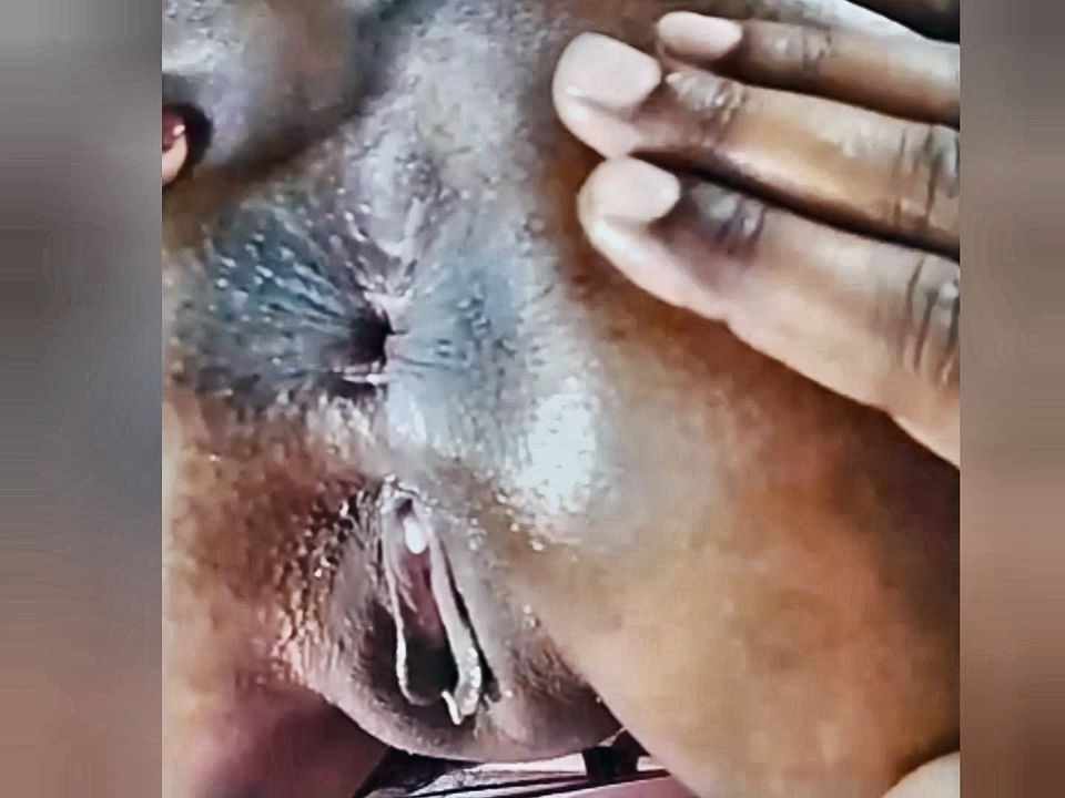 Horny Newly Married unsatisfied Indian Bhabhi Pussy Fingering Recording Viral Nude