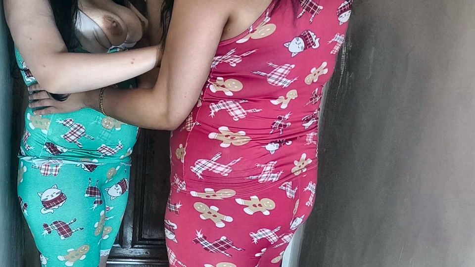 Lesbian Arab Saudien Hot Sex