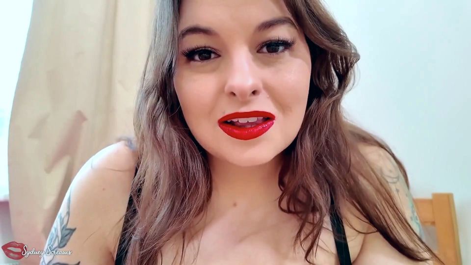 Slow & Sensual Red Kisses