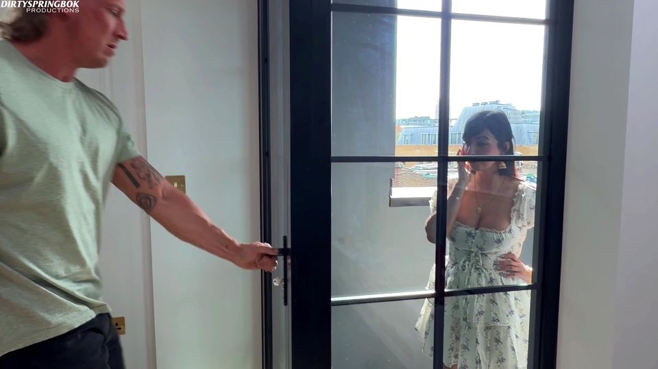 Desperate Housewife Gets Fucked by the Neighbour