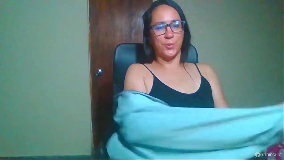 Nathalieprez4 Has a Hot Call and They Have a Great Orgasm