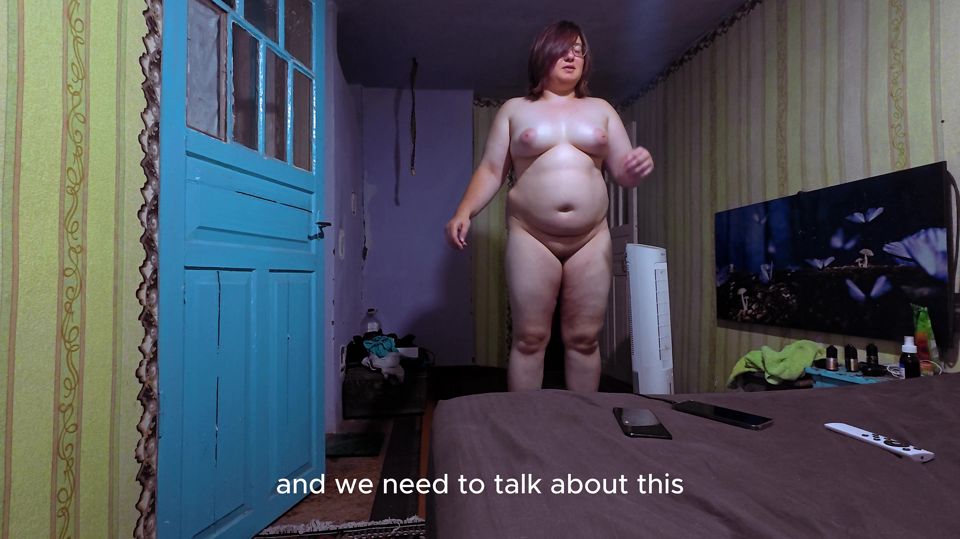 Naked Curvy Brunette on Vibration Platform Reads Comments with English Subtitles