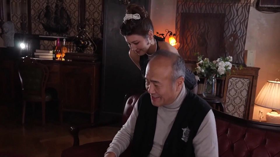 The Sexy Mature Queen Actress Is Mino Suzume, Suzume S Male Inn. Chapter.1
