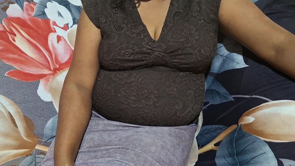 Spending the weekend alone BIG BOOBY STEPMOM