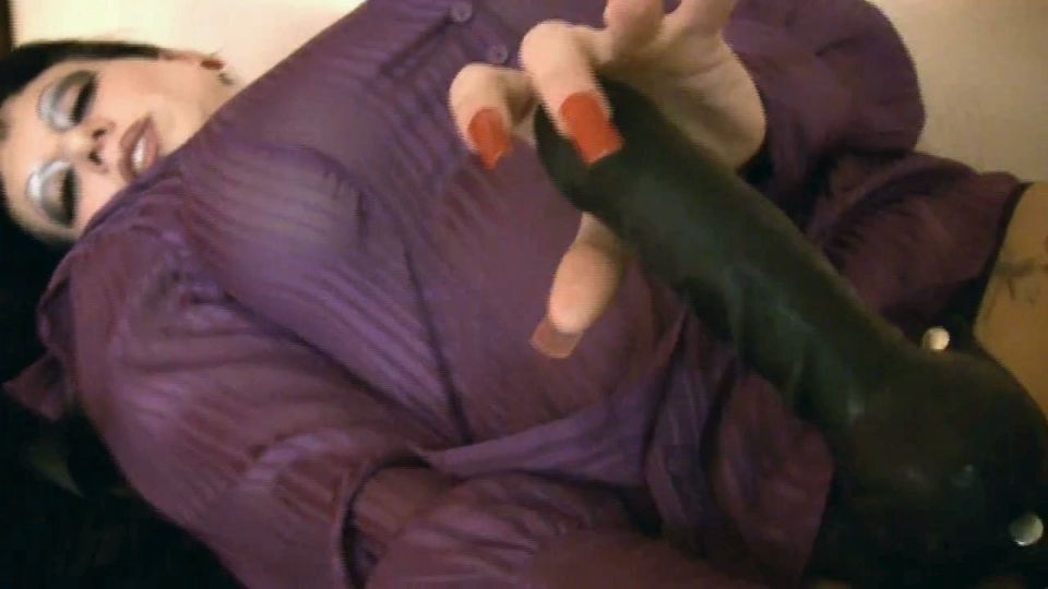 Busty MILF strapon masturbation in pantyhose and blouse