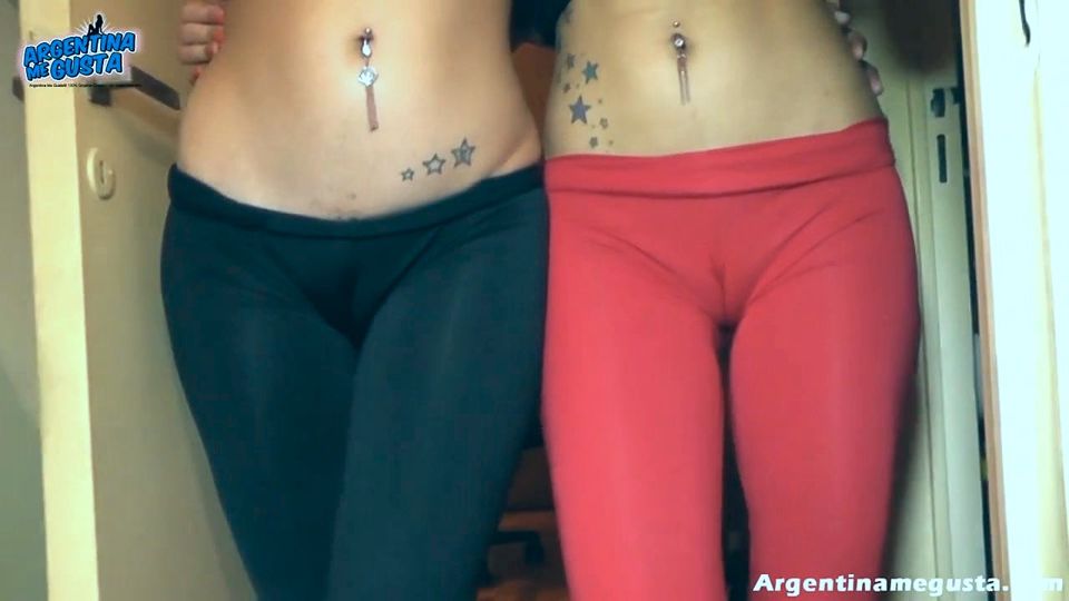Girlfriends in Tight Pants! Double Cameltoe! 2 Round Asses!