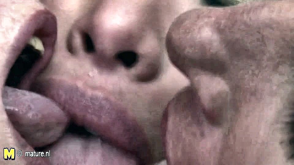 Two mature lesbians fuck a hot teen girl