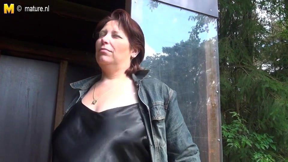 Naughty mama loves to suck cock