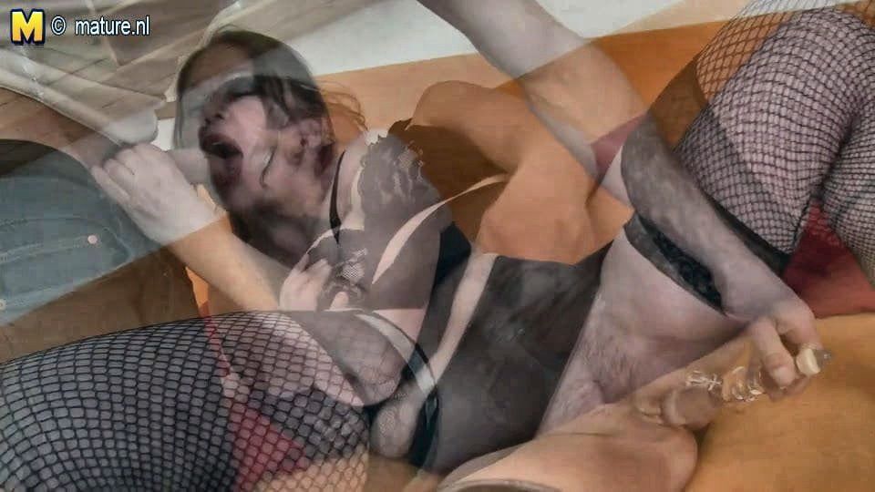 Chubby mama loves to fuck hard and long