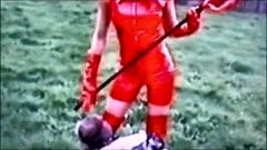 Mistress Diablesse et son larbin