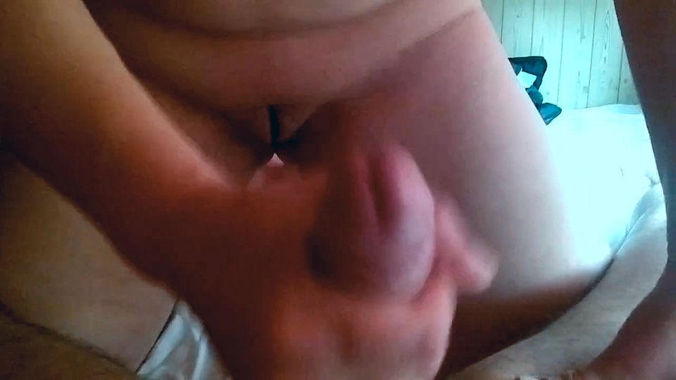 Her handjob, my cum !!