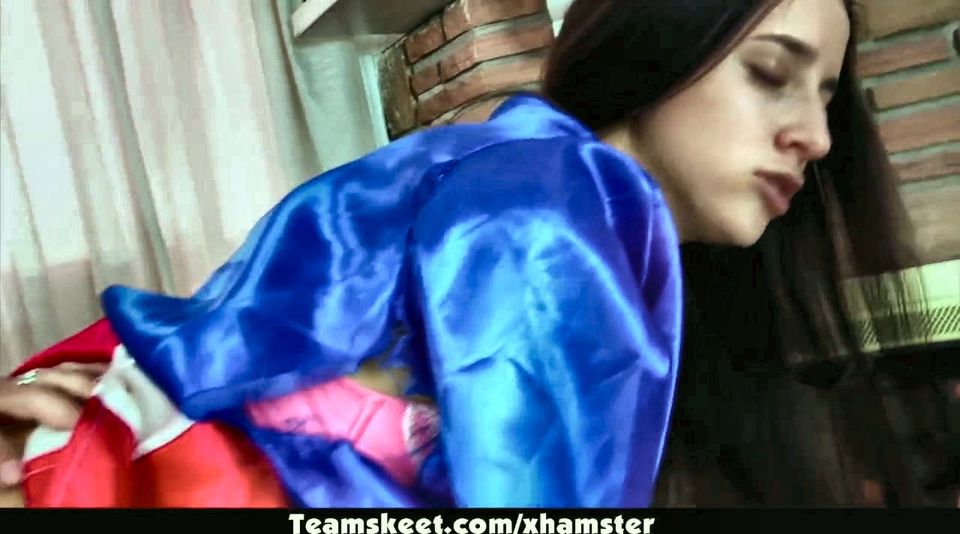 TeamSkeet - Cheerleader Belle Knox Humps & Swallows