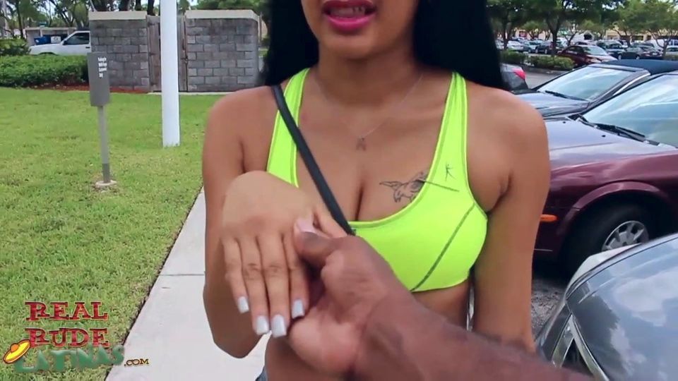 Hot latina gives messy handjob in first time video