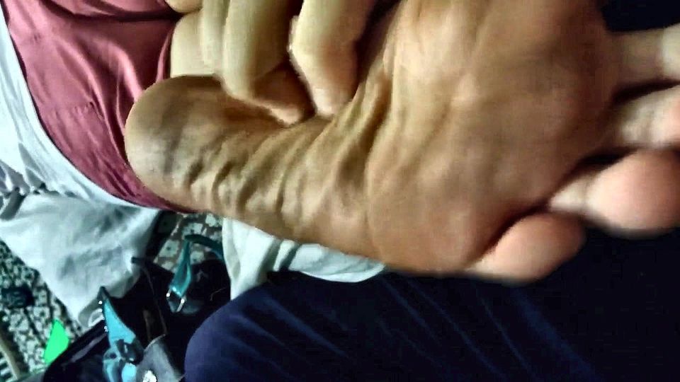 Rubbing wife's aunt's feet pt.2