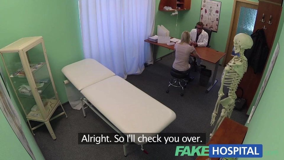 FakeHospital Super sexy curvy blonde accepts dirty doctor