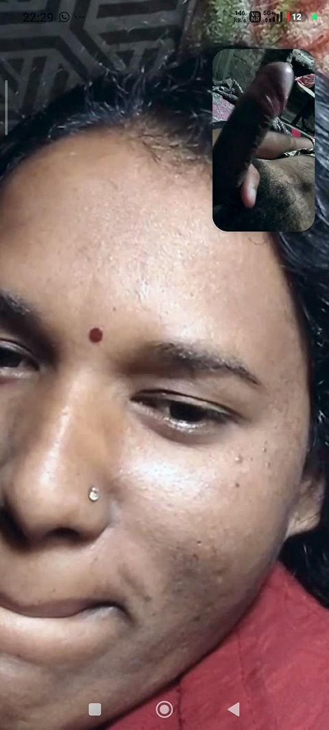 Desi Bihari bhabhi showing boobs on videocall