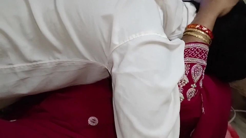 Indian desi wife deepthroat closeup blowjob hairy cock sucking