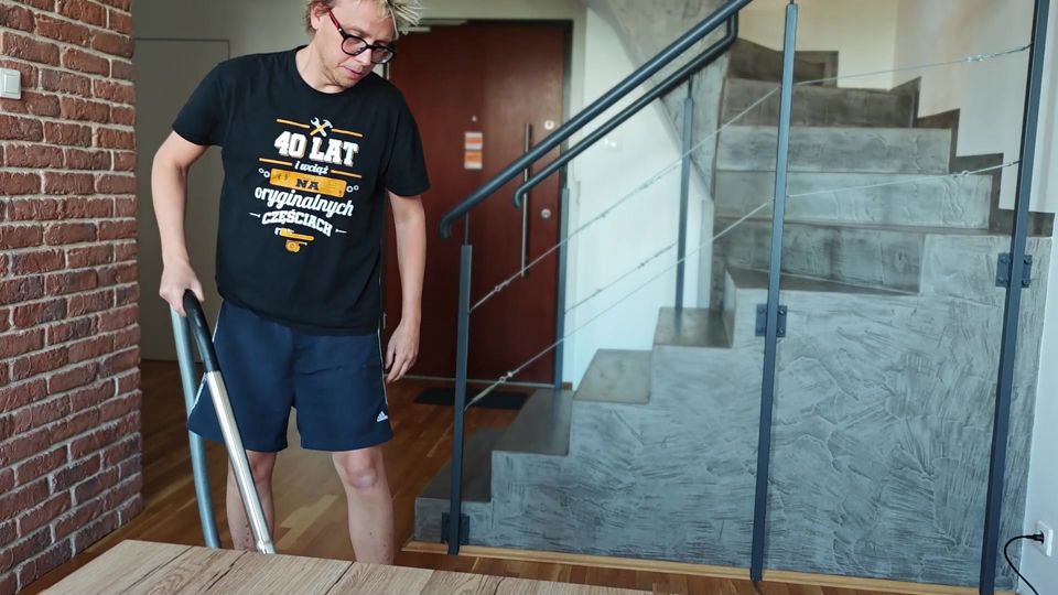 The Wife Comes Home and Wants Her Husband to Fuck Her Hard and Cum in Her Pussy