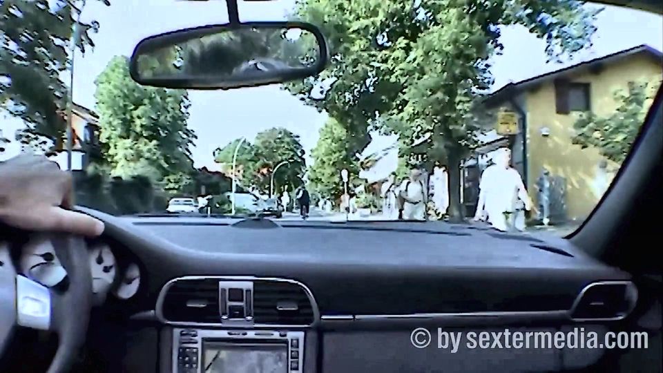 Car Sex with Oggy Style
