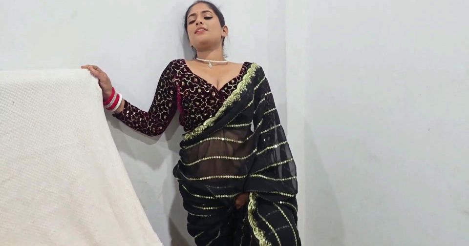Indian Desi asian Bhabhi Boyfriend Fantasy Meeting Hardcore Sex and Fucking Video by Hus Big cock