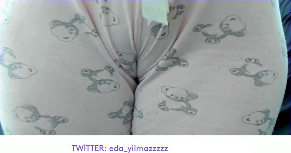 CAMELTOE- PUFFED PUSSY- SWOLLEN PUSSY- PAJAMAS