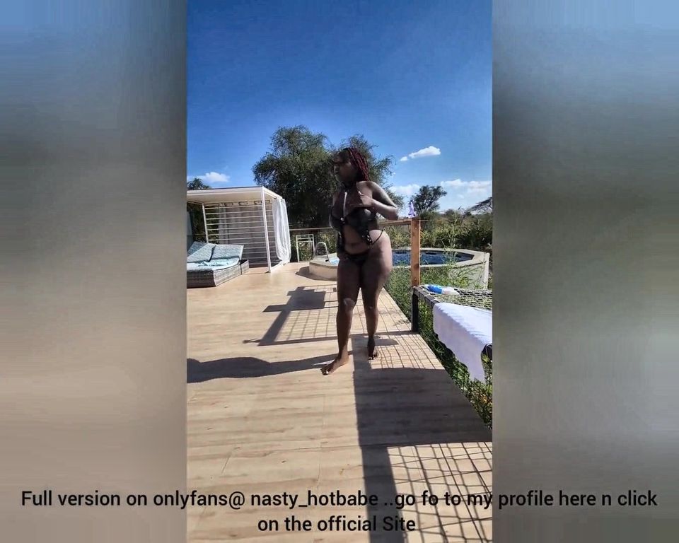 POV Outdoors-my Sugar Stepdaddy Dared Me to Masturbate on Public as People Pass Around 4 Him 2 Give Me Money!