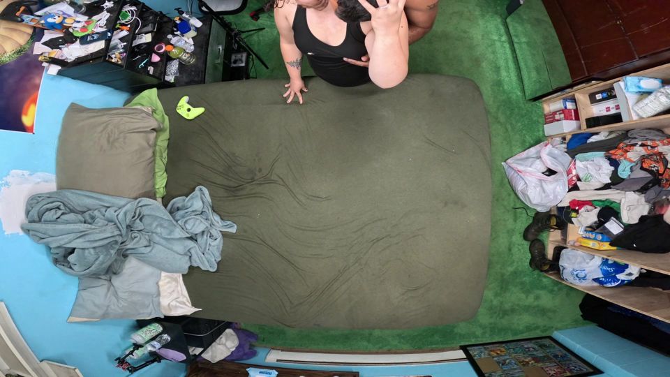 stepbro rips my pants open fucked me hard leaving my pussy leaking his big hot load of cum