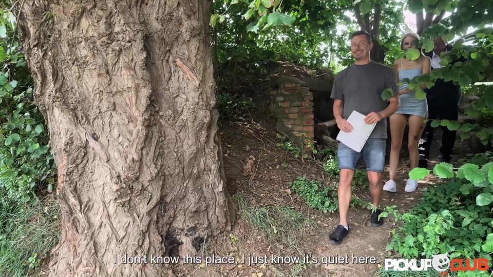 PICKUP CLUB - Naugthy Naomi Love Cuckold Outdoor Sex