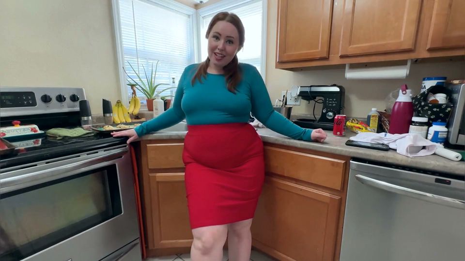 BBW MILF Kinky Katie Cosplays Cartman's stepmom Taking BBC