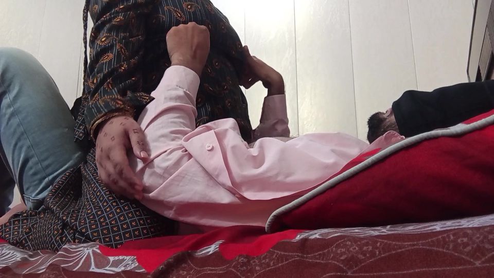 Desi Indian wife in salwar kameez with husband hard fucking