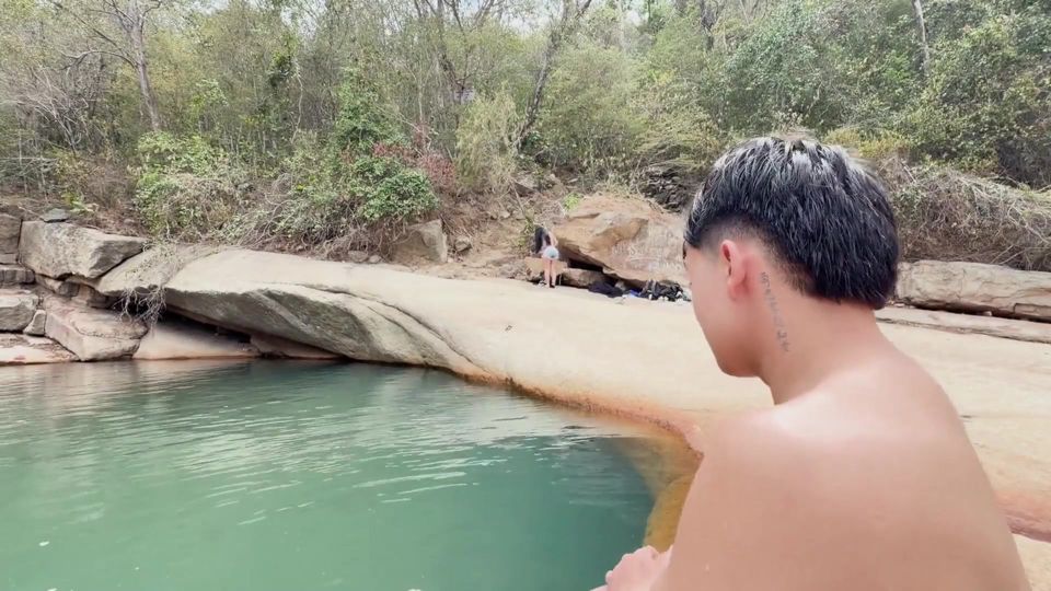Gorgeous Young College Girl Goes to the River After Her Classes and Meets a Stranger and Ends up Fucking Outdoors!