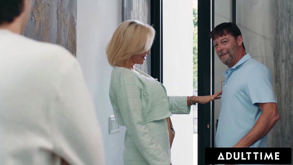 ADULT TIME - Suspicious Boy Discovers New Stepmom Ryan Keely Is A Gold Digger! She Keeps Him Quiet