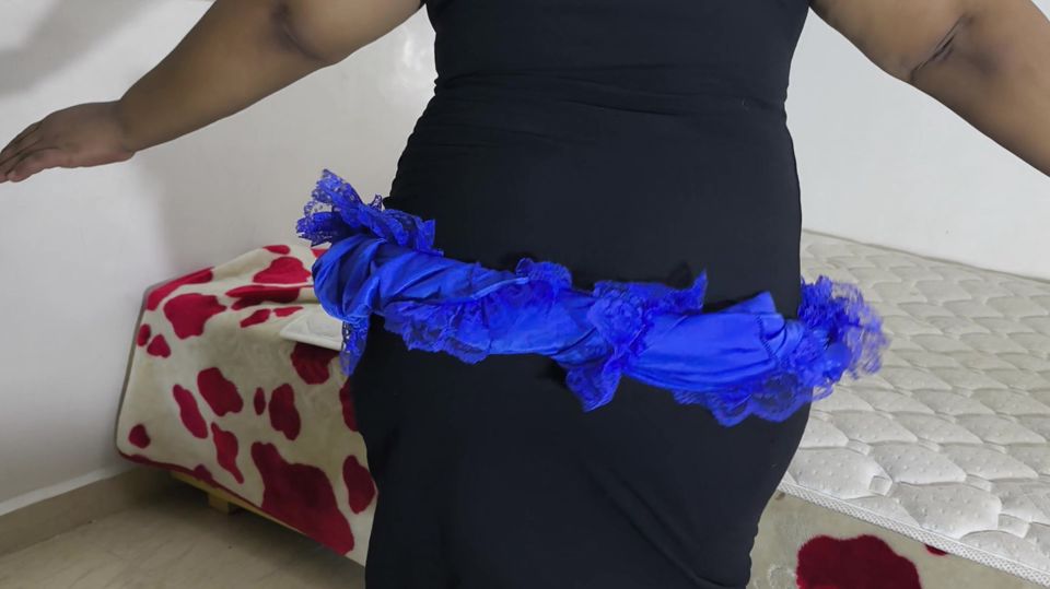 Arabic Ebony Big Ass Dancing and Striptease Big Boobs