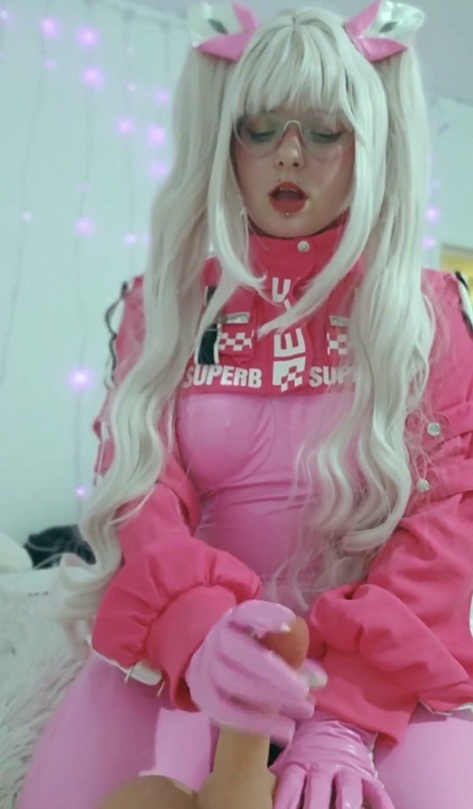 Alice Sucks a Good Alice Nikke Cosplay