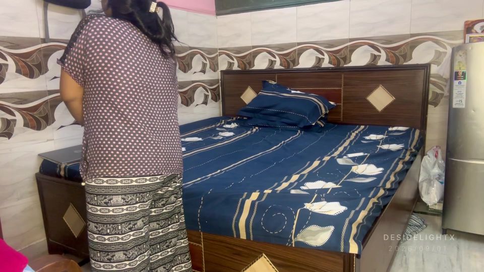 Hot Indian Stepmom Gets Super Wet During Hard Home Sex. Hindi Audio.